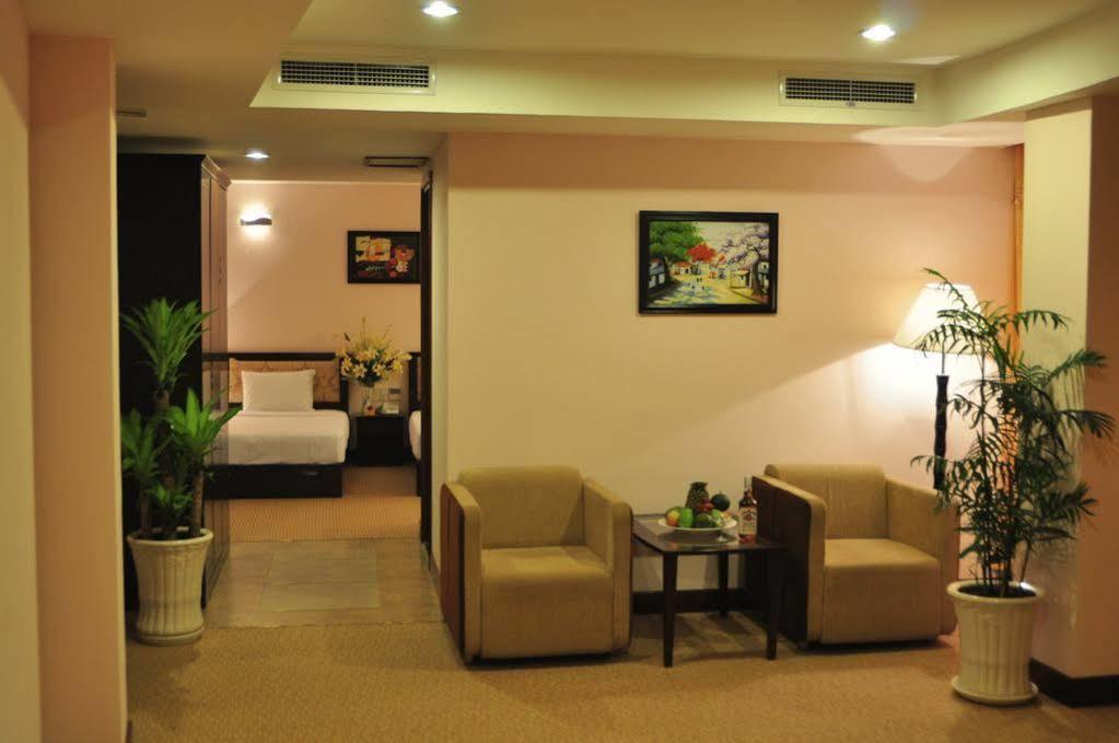 הו צ'י מין סיטי Dong Kinh A Hotel מראה חיצוני תמונה