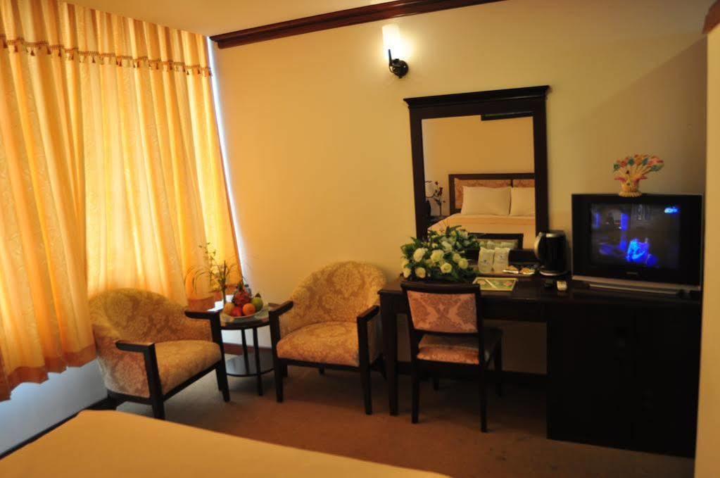 הו צ'י מין סיטי Dong Kinh A Hotel מראה חיצוני תמונה