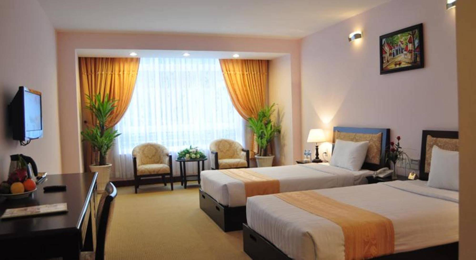 הו צ'י מין סיטי Dong Kinh A Hotel מראה חיצוני תמונה